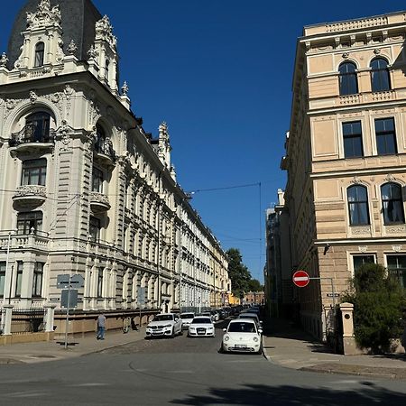 Elizabetes Street Boutique Stay Рига Экстерьер фото